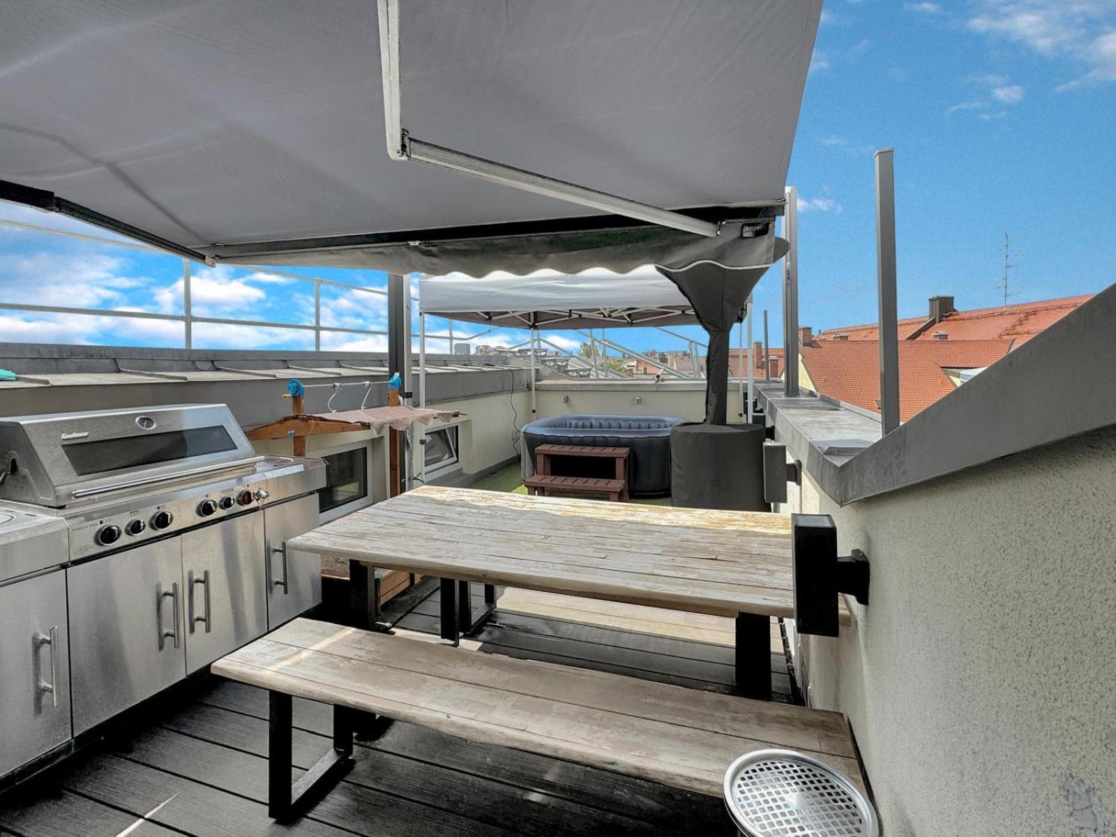 6 Zimmer Maisonette-Penthouse Pool Dachterrasse Luxus Münih Dış mekan fotoğraf