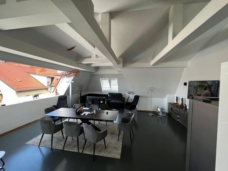 6 Zimmer Maisonette-Penthouse Pool Dachterrasse Luxus Münih Dış mekan fotoğraf