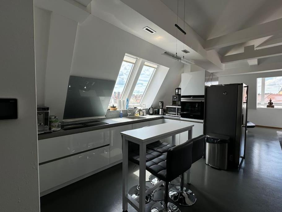 6 Zimmer Maisonette-Penthouse Pool Dachterrasse Luxus Münih Dış mekan fotoğraf